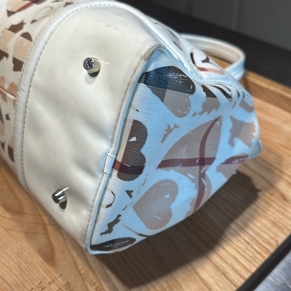 Burberry patent Nova check heart Chester bowling bag with COA. - Picture 10 of 16